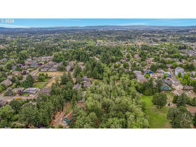 11747 Nw CEDAR FOREST Ln, Portland, OR 97229