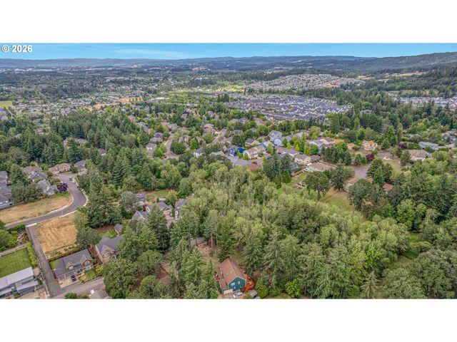 11747 Nw CEDAR FOREST Ln, Portland, OR 97229