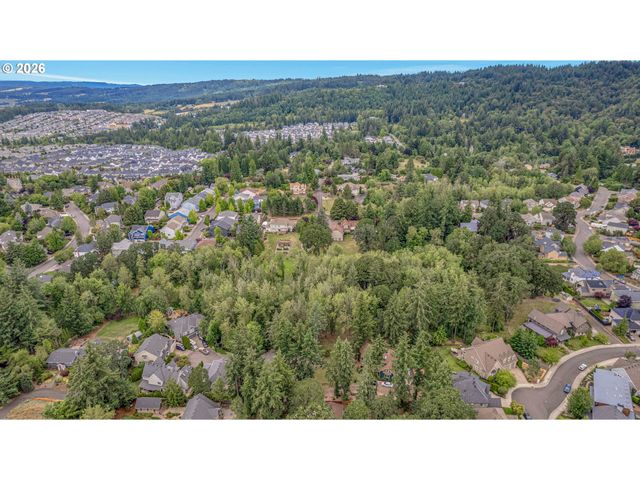 11747 Nw CEDAR FOREST Ln, Portland, OR 97229