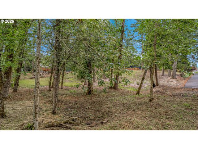 11747 Nw CEDAR FOREST Ln, Portland, OR 97229