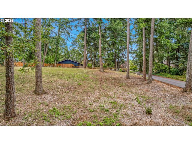 11747 Nw CEDAR FOREST Ln, Portland, OR 97229