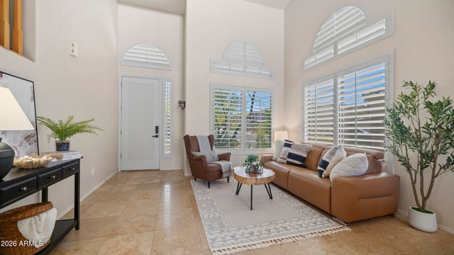 7026 E REGINA Street, Mesa, AZ 85207