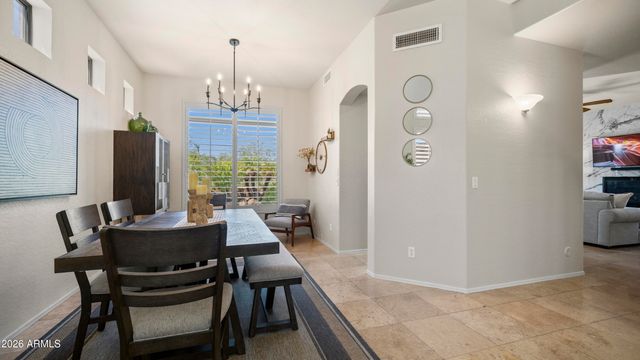 7026 E REGINA Street, Mesa, AZ 85207