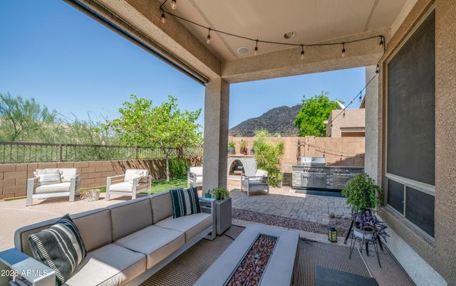 7026 E REGINA Street, Mesa, AZ 85207