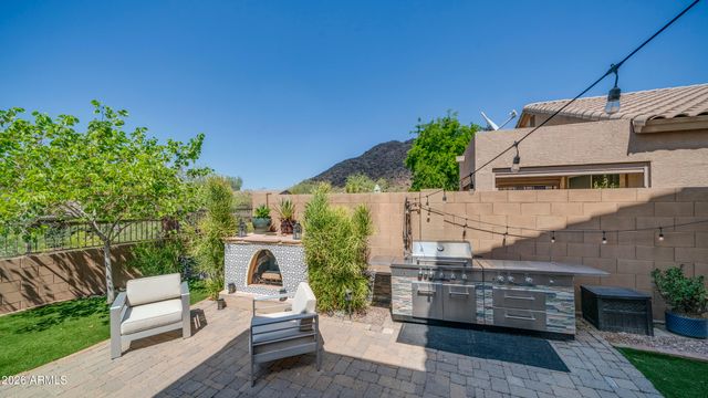 7026 E REGINA Street, Mesa, AZ 85207