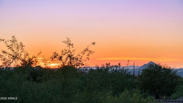 7026 E REGINA Street, Mesa, AZ 85207