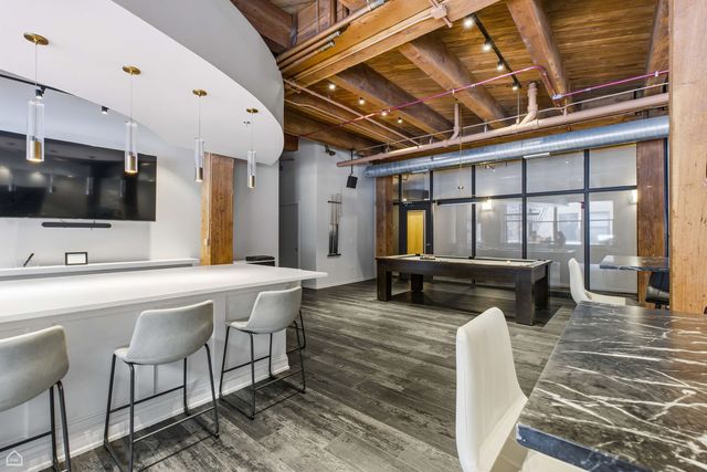 1040 W ADAMS Street 416, Chicago, IL 60607