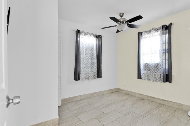 1814 NE 53rd Ct, Pompano Beach, FL 33064