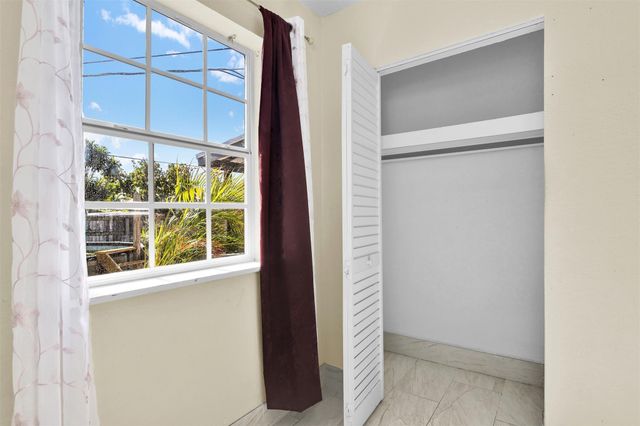 1814 NE 53rd Ct, Pompano Beach, FL 33064