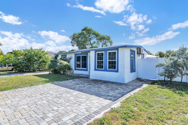 1814 NE 53rd Ct, Pompano Beach, FL 33064