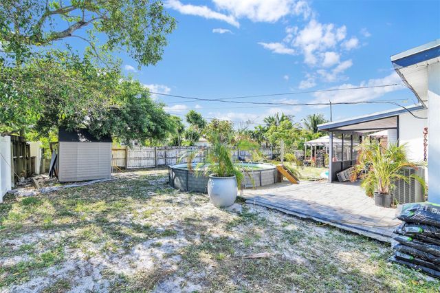 1814 NE 53rd Ct, Pompano Beach, FL 33064