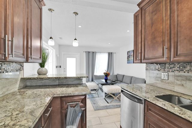 1814 NE 53rd Ct, Pompano Beach, FL 33064