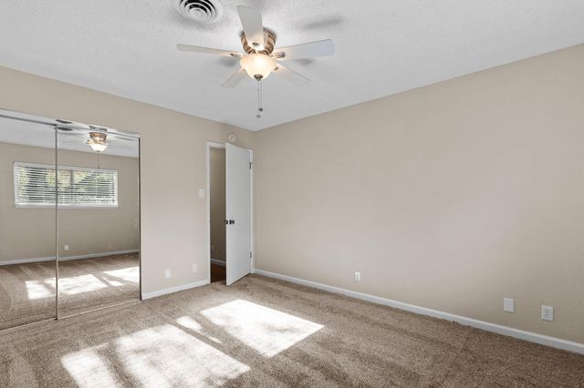 3135 Stratford Avenue, Redding, CA 96001