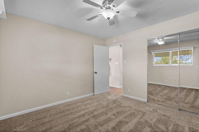 3135 Stratford Avenue, Redding, CA 96001