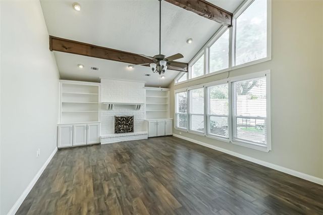 5115 Green Springs Drive, Houston, TX 77066