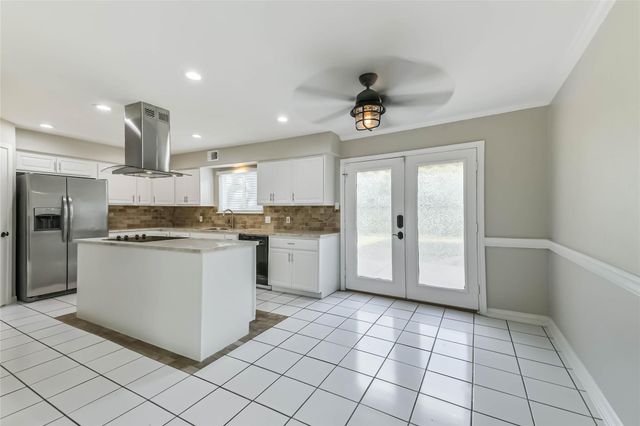 5115 Green Springs Drive, Houston, TX 77066