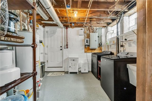 80 Clemmer Avenue, Akron, OH 44313