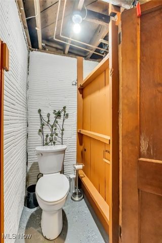 80 Clemmer Avenue, Akron, OH 44313