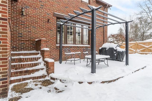 80 Clemmer Avenue, Akron, OH 44313