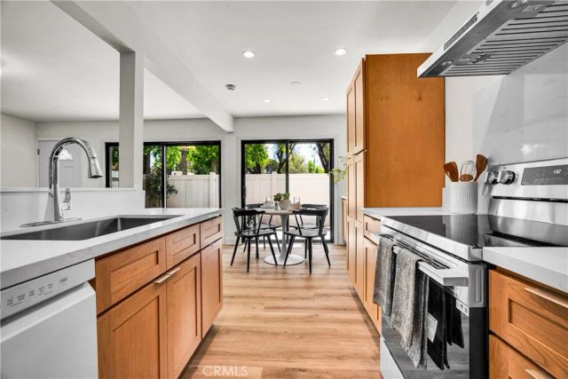 2890 Instone Court, Westlake Village, CA 91361