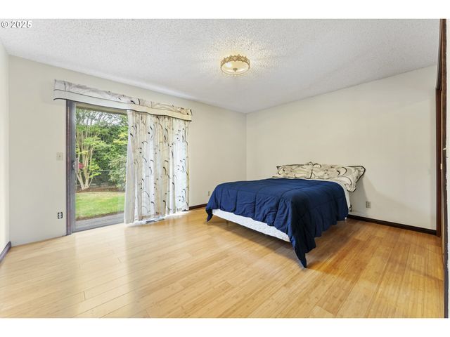 14344 Ne FREMONT Ct, Portland, OR 97230