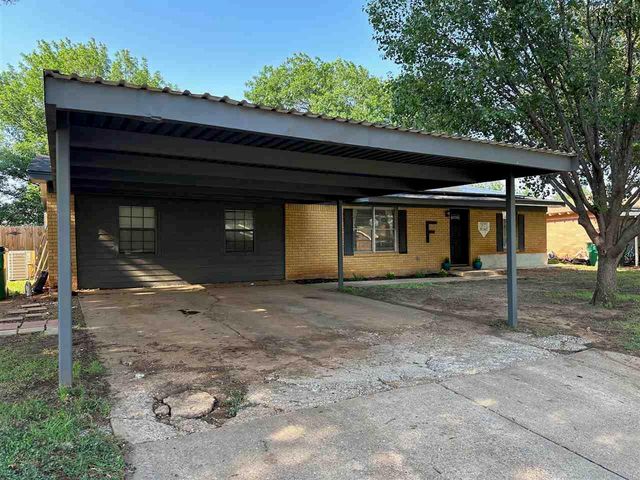 1310 MARY DRIVE, Iowa Park, TX 76367