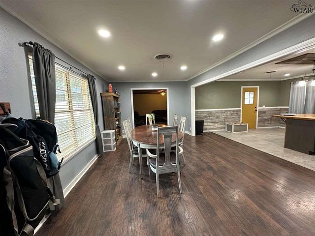 1310 MARY DRIVE, Iowa Park, TX 76367