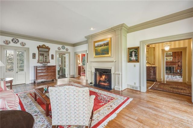 1606 Riverside Drive, Gainesville, GA 30501