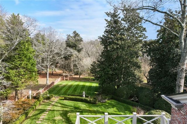 1606 Riverside Drive, Gainesville, GA 30501