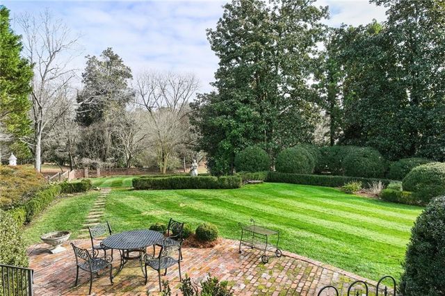 1606 Riverside Drive, Gainesville, GA 30501