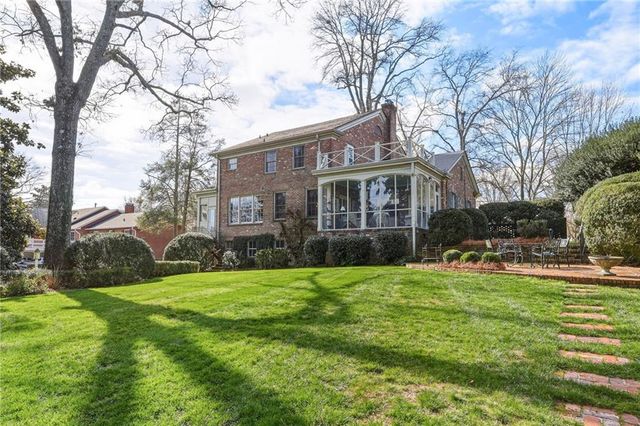 1606 Riverside Drive, Gainesville, GA 30501