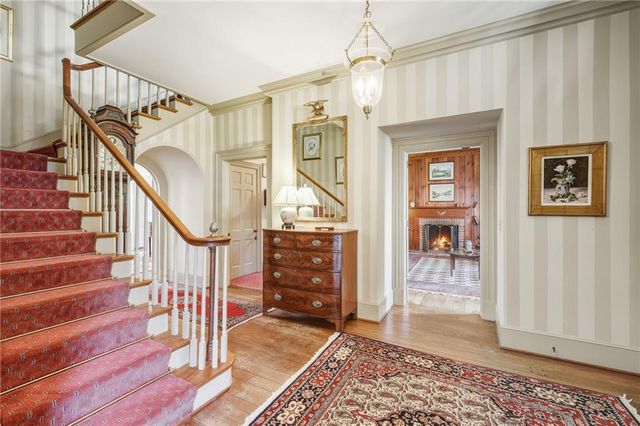 1606 Riverside Drive, Gainesville, GA 30501