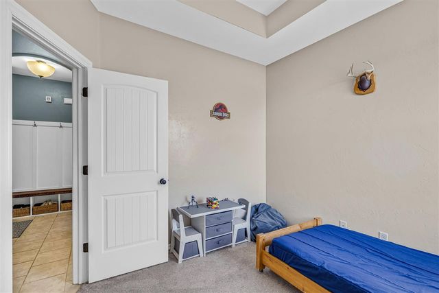 220 Glover Cir, Elgin, OK 73538