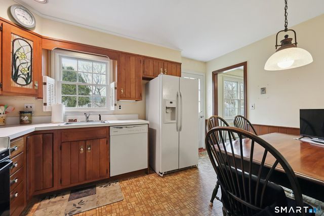 2 Redbird Lane, Norwalk, CT 06854