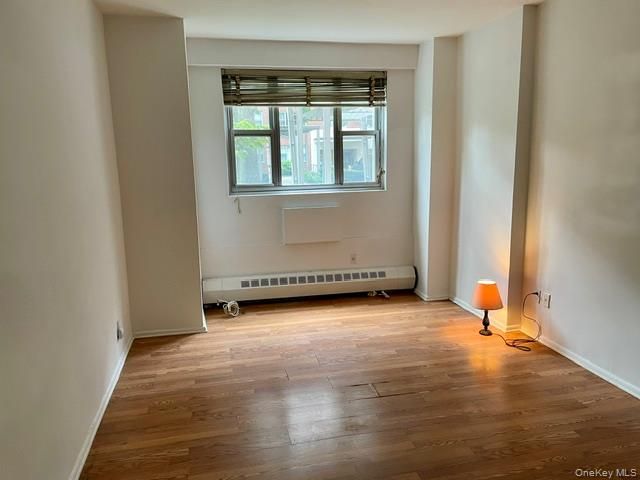 52-30 39 Drive LN, Woodside, NY 11377
