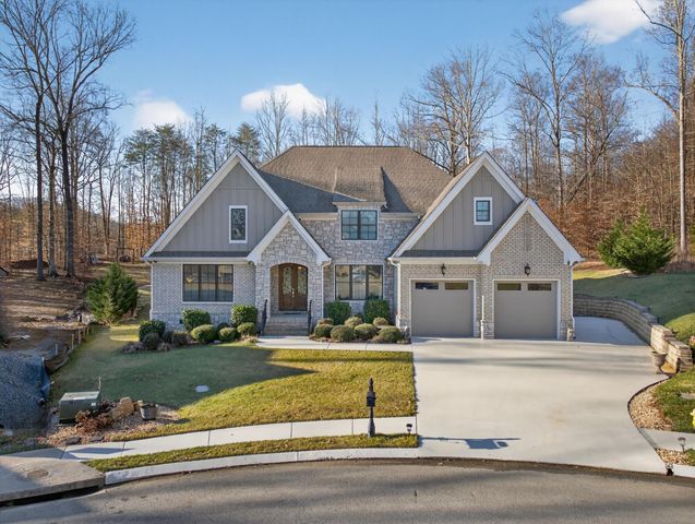404 Canyon Springs Drive, Hixson, TN 37343