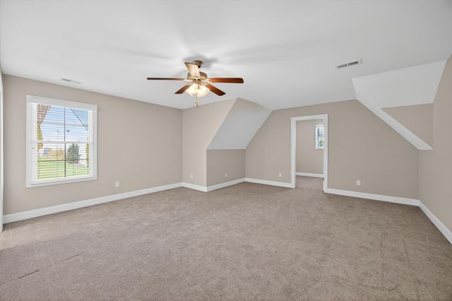 404 Canyon Springs Drive, Hixson, TN 37343