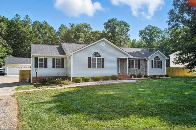 11812 Corte Castle Rd, Chesterfield, VA 23838