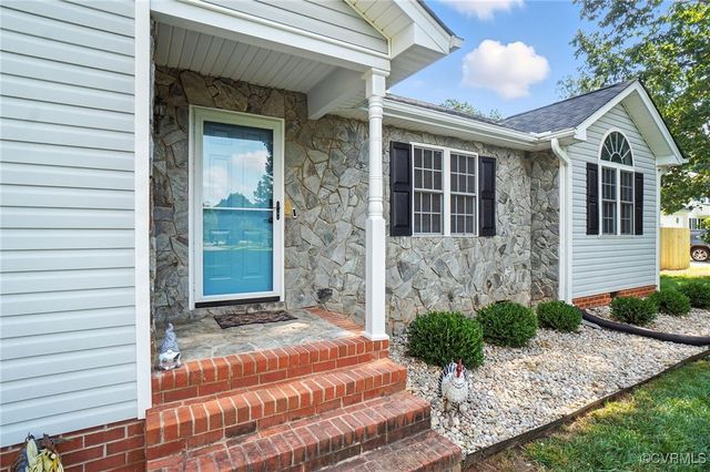 11812 Corte Castle Rd, Chesterfield, VA 23838