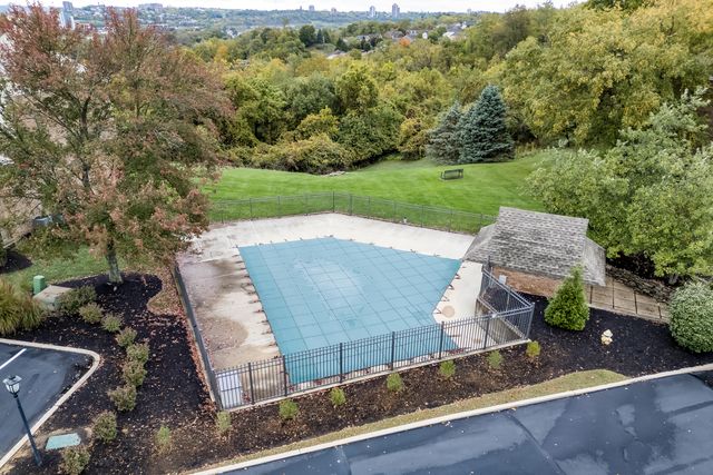 40 Eagle View Lane, Fort Thomas, KY 41075