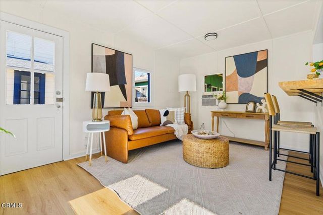 210 N Encinitas Avenue, Monrovia, CA 91016