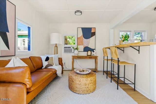 210 N Encinitas Avenue, Monrovia, CA 91016