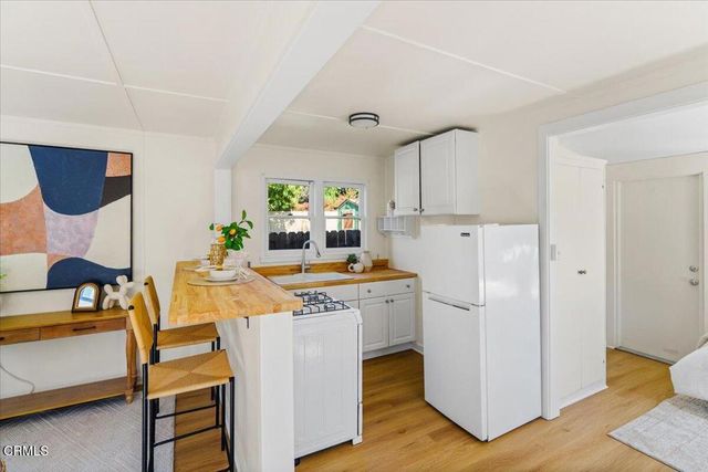 210 N Encinitas Avenue, Monrovia, CA 91016