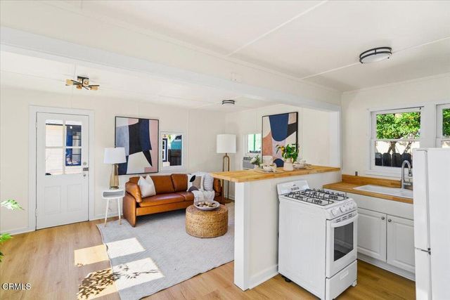 210 N Encinitas Avenue, Monrovia, CA 91016