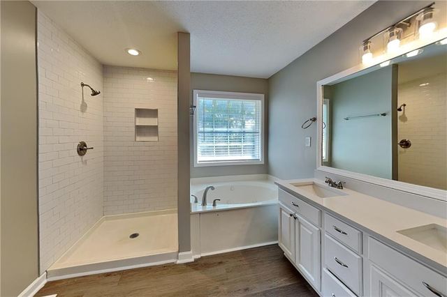 6778 Oakhurst Court, Douglasville, GA 30134