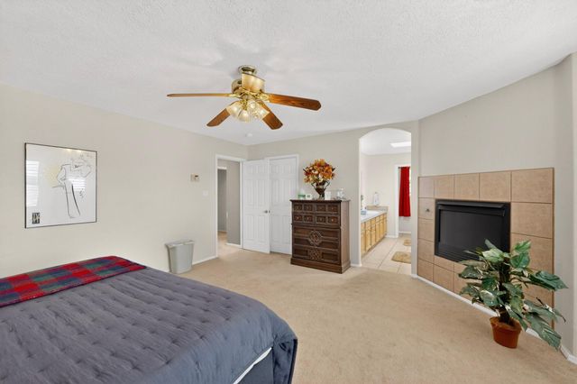 920 Monterrey Road NE, Rio Rancho, NM 87144