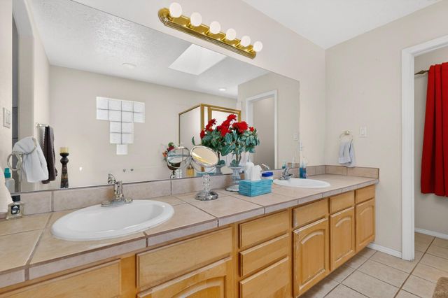 920 Monterrey Road NE, Rio Rancho, NM 87144