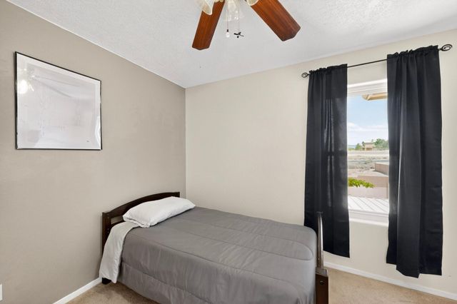 920 Monterrey Road NE, Rio Rancho, NM 87144