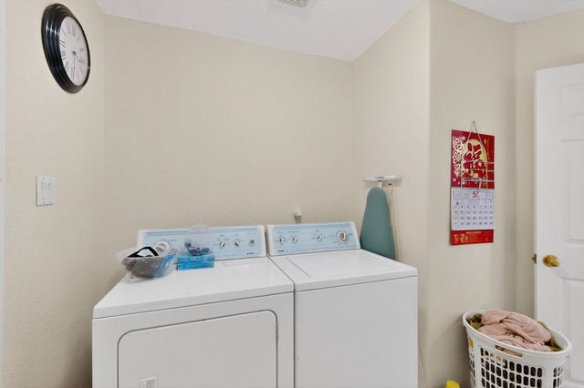 920 Monterrey Road NE, Rio Rancho, NM 87144