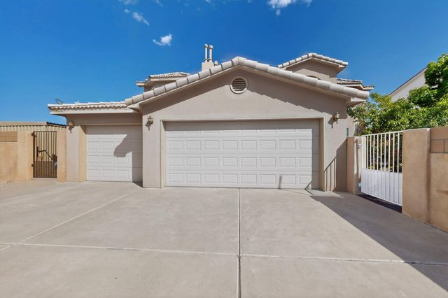 920 Monterrey Road NE, Rio Rancho, NM 87144